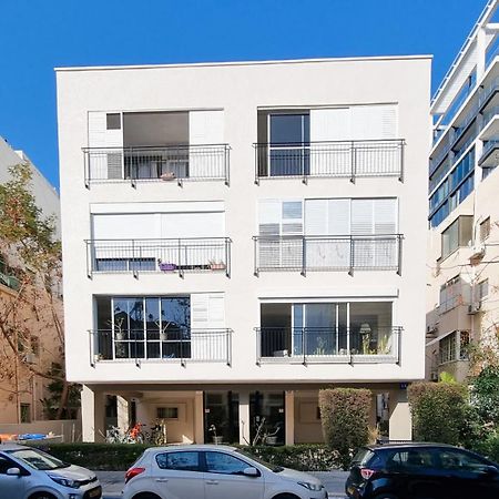 Bnb Israel Apartments - Harav Kook Lilas Tel Aviv Exterior photo