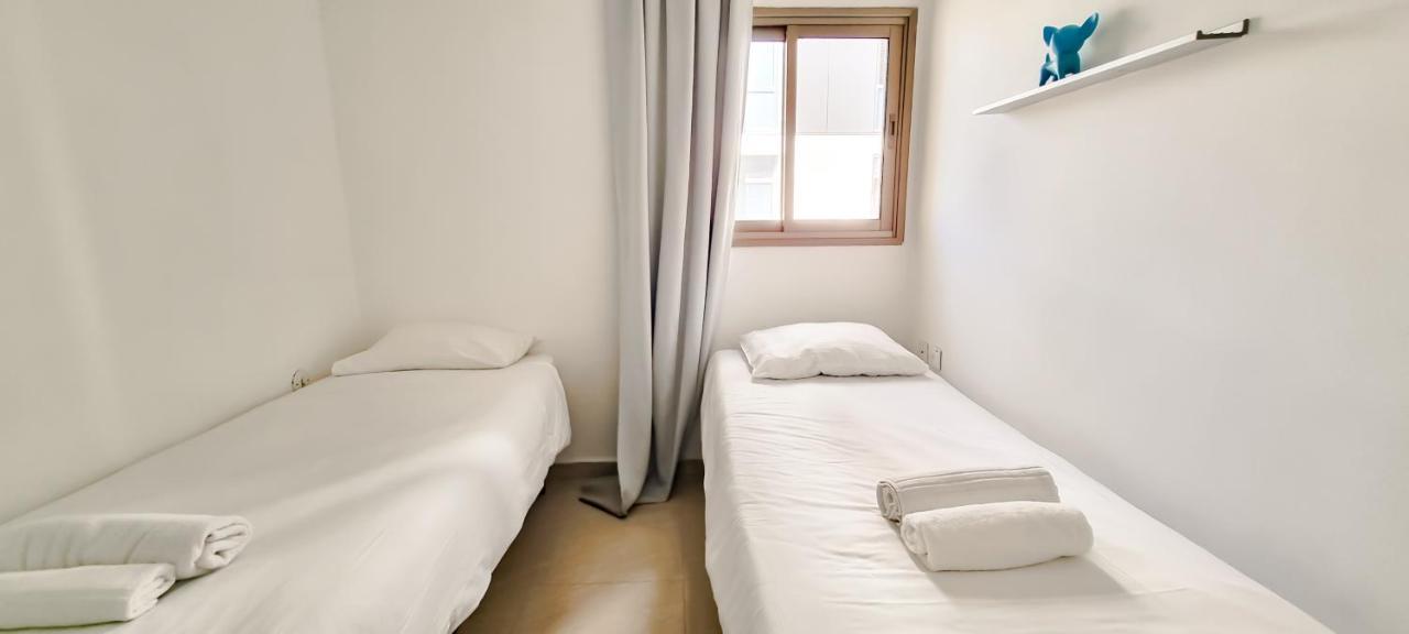 Bnb Israel Apartments - Harav Kook Lilas Tel Aviv Exterior photo