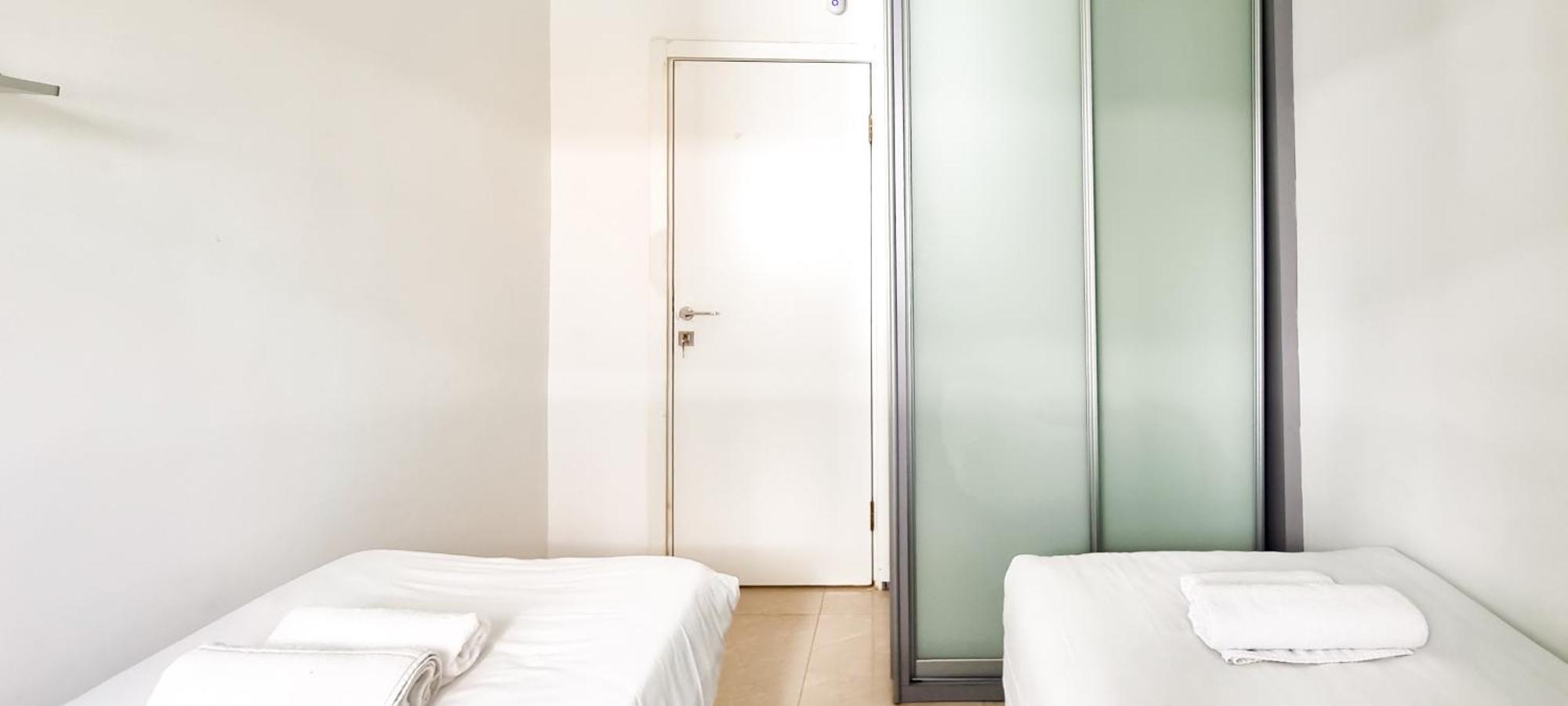 Bnb Israel Apartments - Harav Kook Lilas Tel Aviv Exterior photo