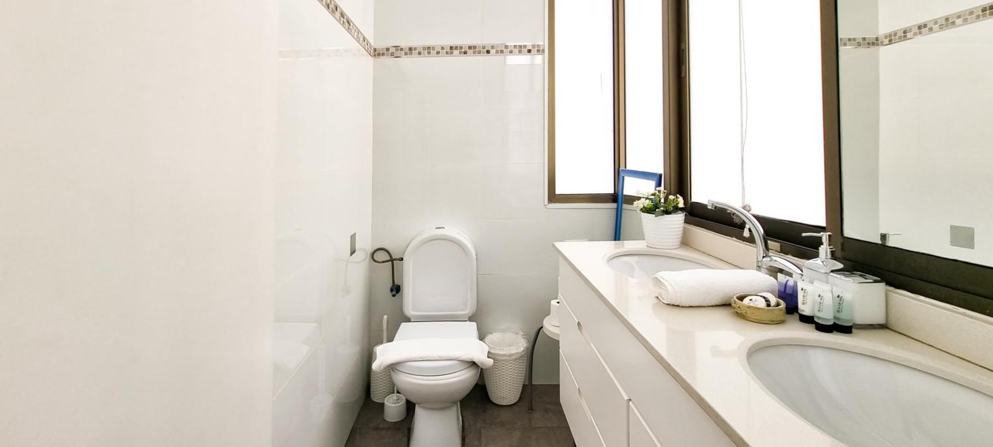 Bnb Israel Apartments - Harav Kook Lilas Tel Aviv Exterior photo